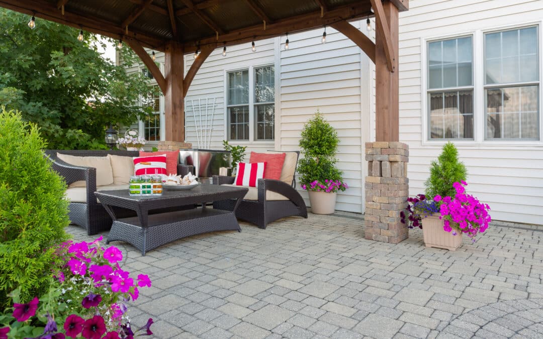 Get Ready For Summer With Beautiful Patio Covers and Pergolas